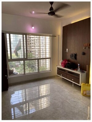 Bedroom in 1 BHK Apartment at Lodha Amara, Kolshet Road – for Rent