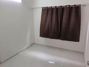 Furnished Amenities in 1 BHK Apartment at Lodha Amara, Kolshet Road – for Rent