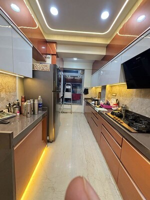 Kitchen in 3 BHK Apartment at Oberoi Enigma, Mulund West – for Sale