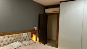 Bedroom in 3 BHK Apartment at Oberoi Exquisite Goregaon, Goregaon East – for Rent