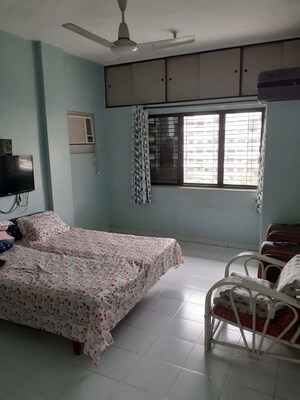 Bedroom in 2 BHK Apartment at Karishma Society, Kothrud – for Rent