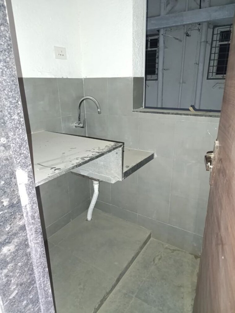 Bathroom, kuber-antonia 2 Bedroom 423 Sq.Ft. Apartment In Wakad Pune 10565658