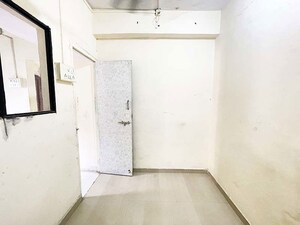 Room in 1 BHK Apartment at Jivraj Park – for Sale