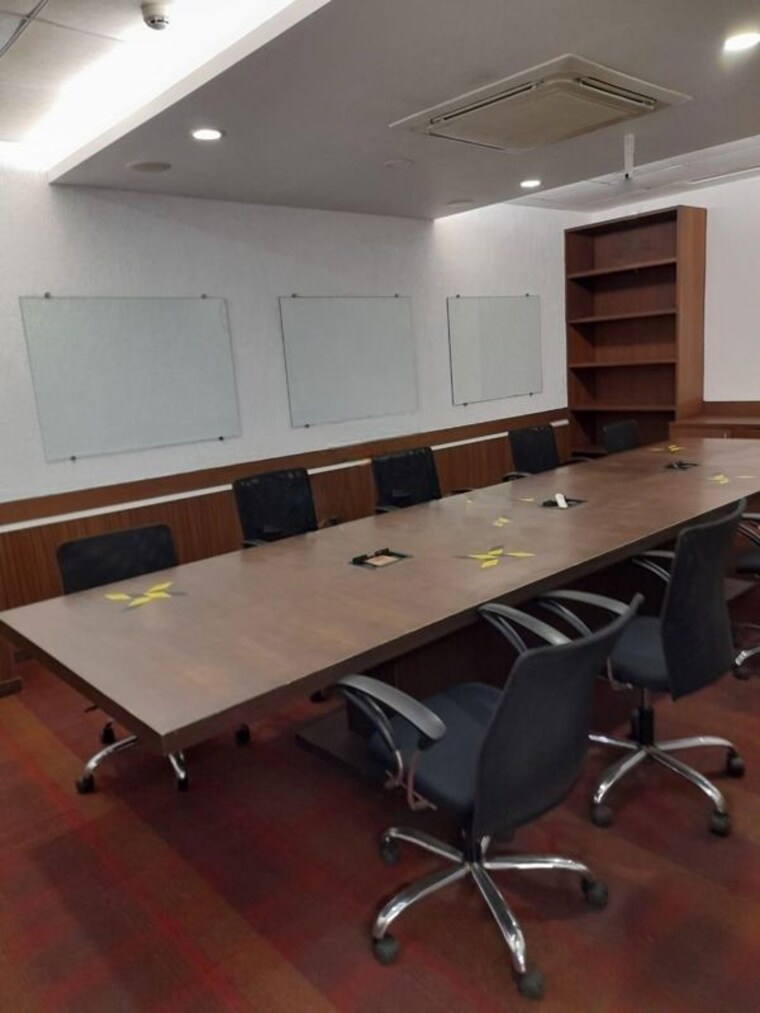 Team Area, tukoganj Commercial Office Space 1900 Sq.Ft. In Tukoganj Indore 10565733