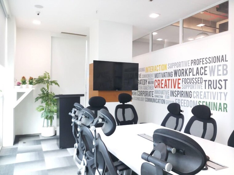 Team Area, tukoganj Commercial Office Space 1900 Sq.Ft. In Tukoganj Indore 10565733