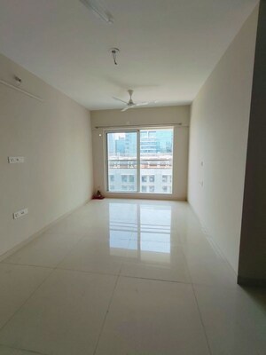 Room in 2 BHK Apartment at Prabhadevi – for Rent