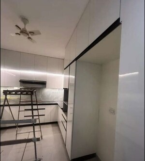 Kitchen in 4 BHK Apartment at Gomti Nagar – for Rent