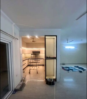 Living Room in 4 BHK Apartment at Gomti Nagar – for Rent