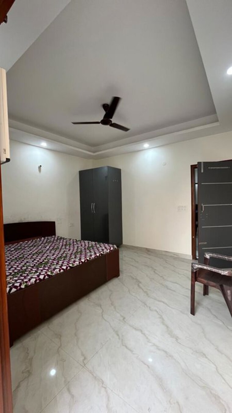Bedroom, sector 23 2 Bedroom 1200 Sq.Ft. Villa In Sector 23 Gurgaon 10565741