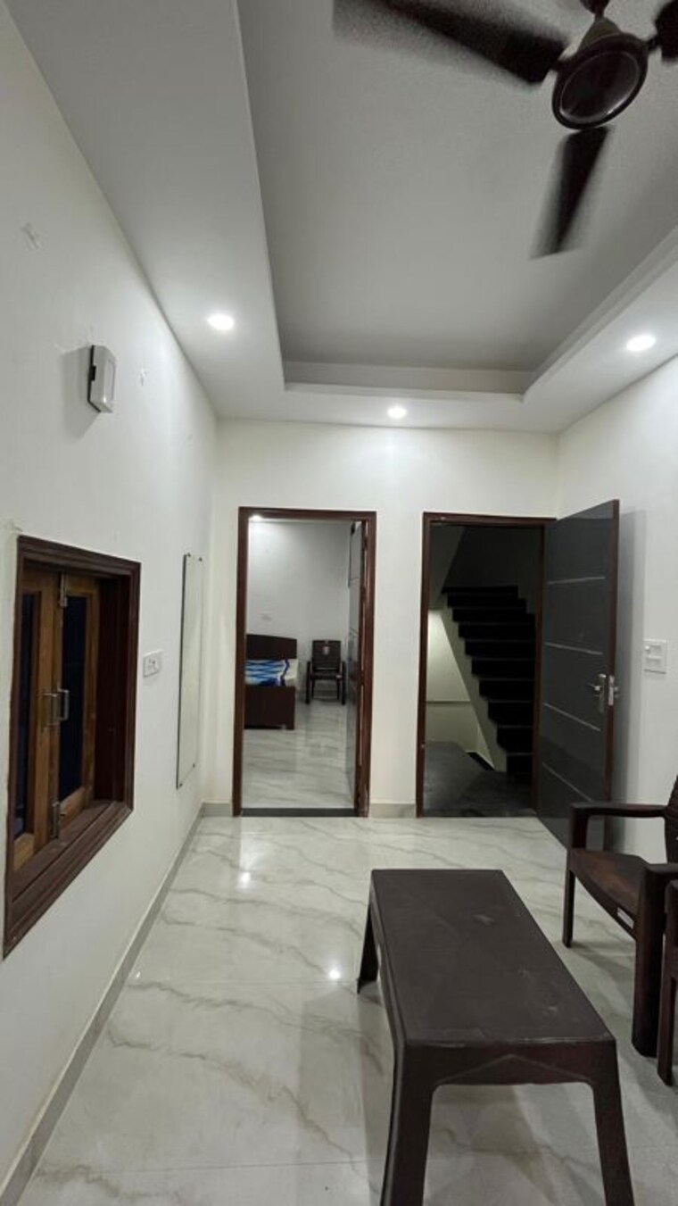 Living Room, sector 23 2 Bedroom 1200 Sq.Ft. Villa In Sector 23 Gurgaon 10565741