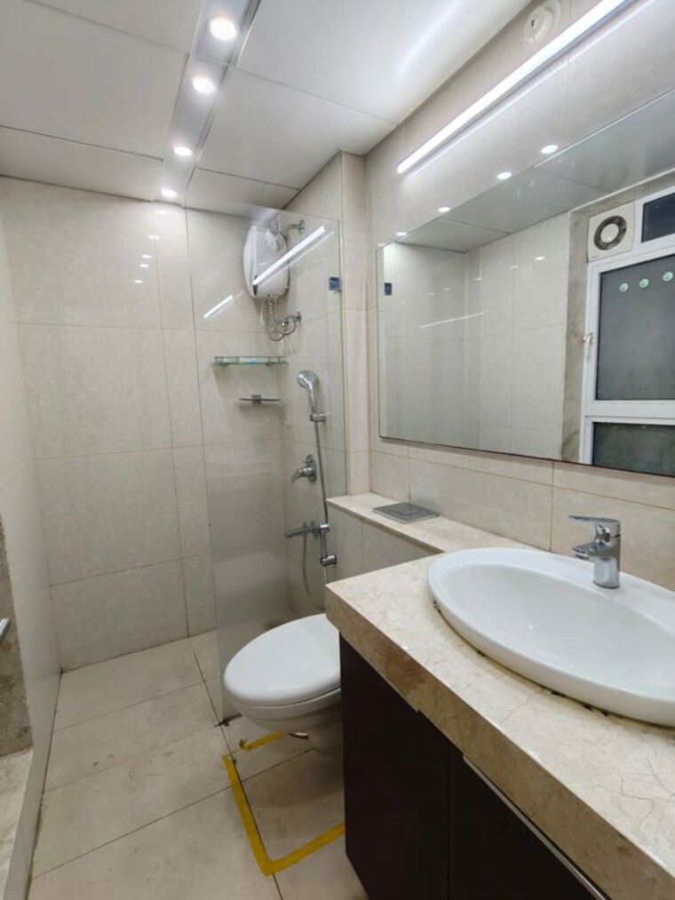 Bathroom, gurukrupa-gyanam 3 Bedroom 1300 Sq.Ft. Apartment In Powai Mumbai 10565762