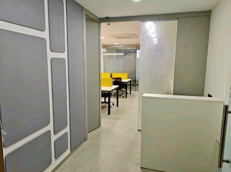 Team Area, bhoomi-9-business-bay Commercial Office Space 470 Sq.Ft. In Malad West Mumbai 10565769