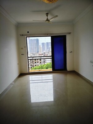 Room in 2 BHK Apartment at K Raheja Heights, Malad East – for Rent