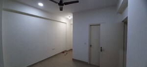 Room in 2.5 BHK Apartment at Gaur City 2 - 11th Avenue, Sector 16c Greater Noida – for Sale