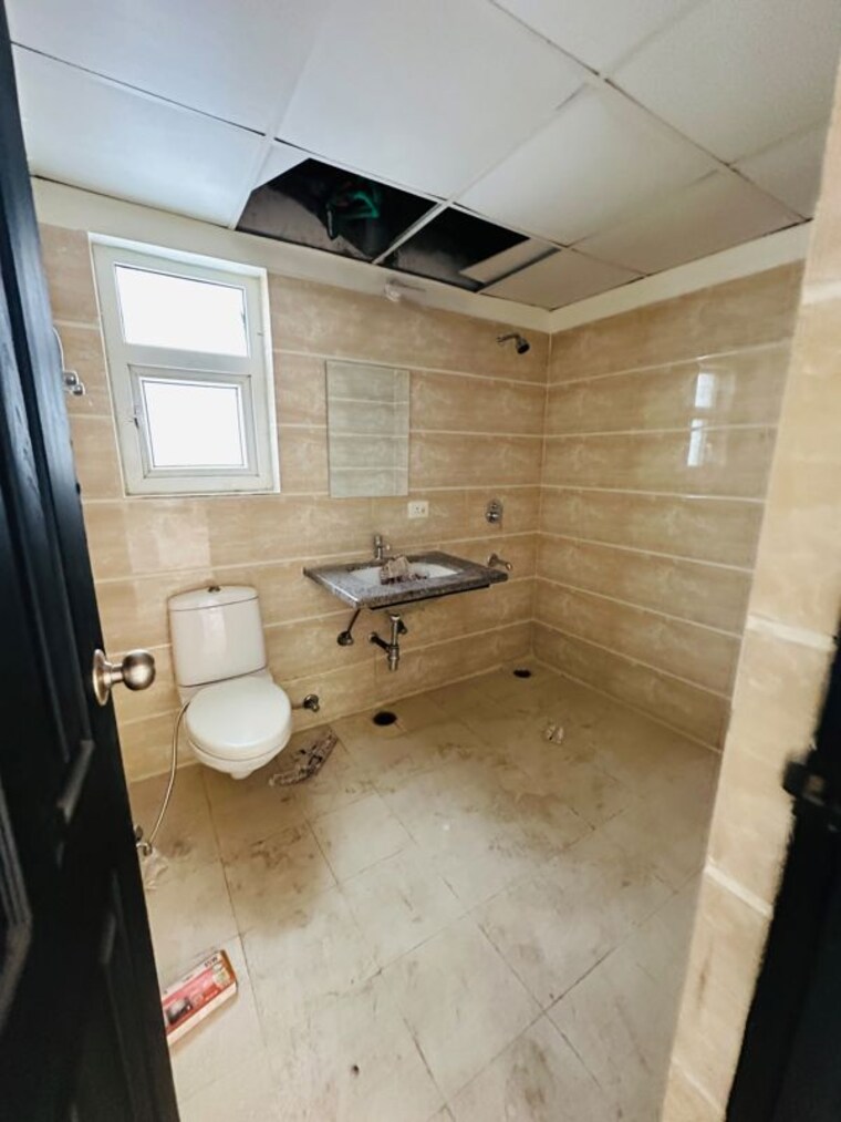 Bathroom, ansal-crown-heights 3 Bedroom 1835 Sq.Ft. Apartment In Sector 80 Faridabad 10565814