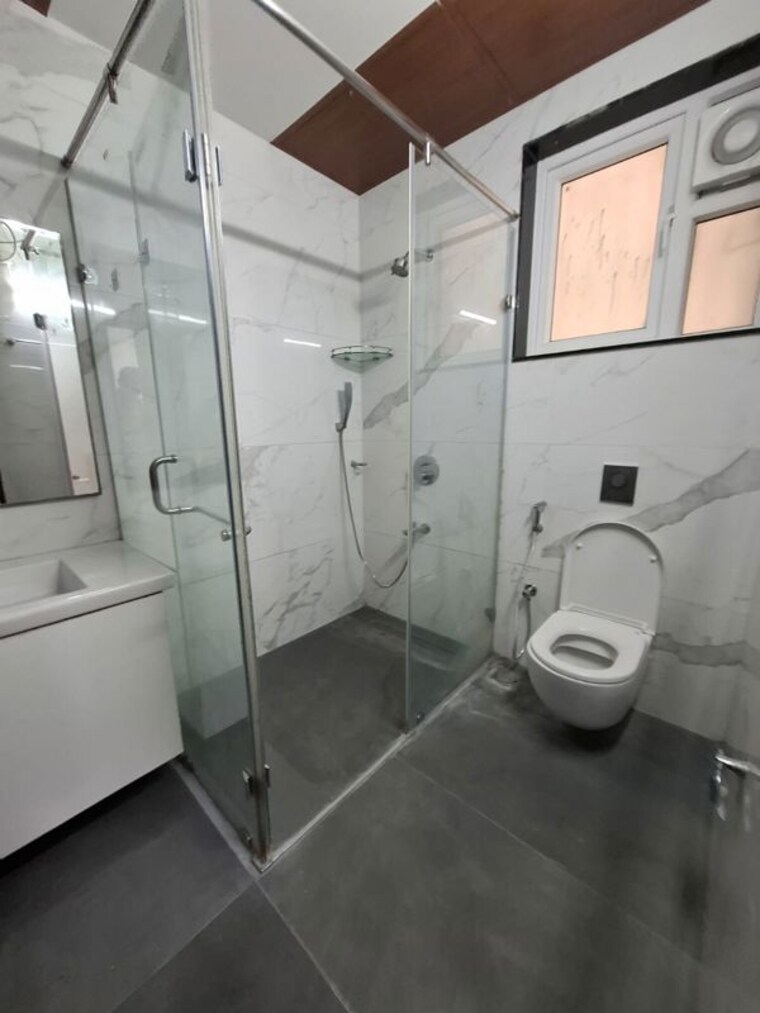 Bathroom, smr-vinay-iconia-phase-ii 2 Bedroom 1535 Sq.Ft. Apartment In Kondapur Hyderabad 10565867