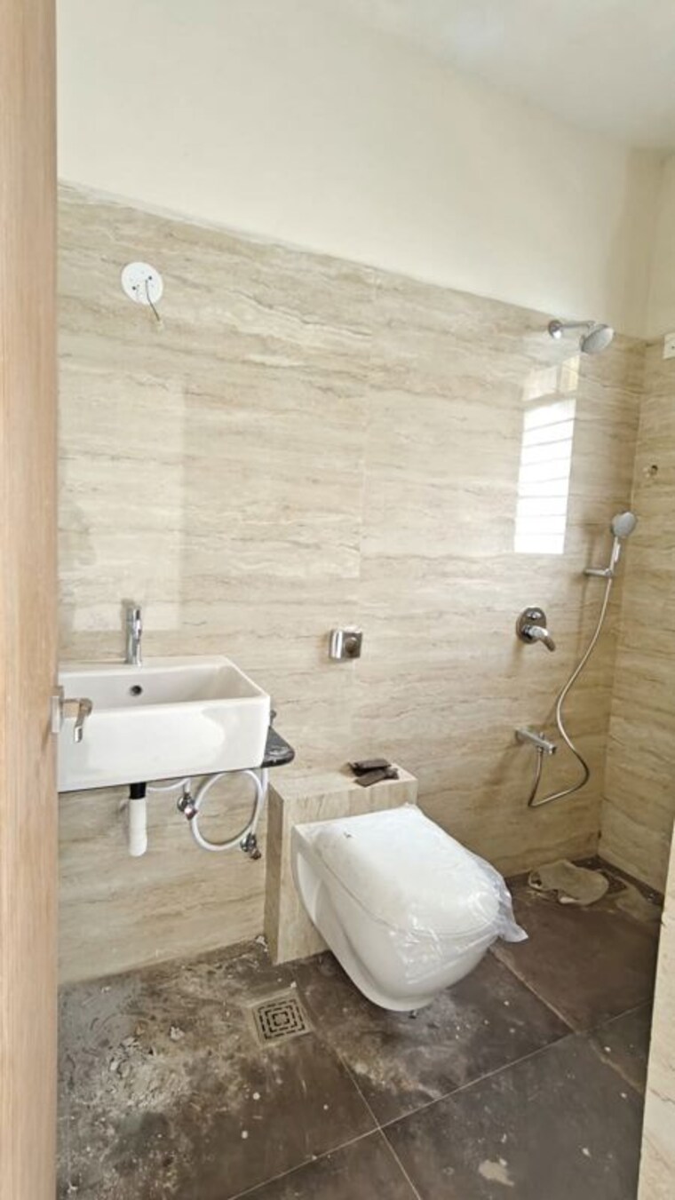 Bathroom, ram-pushpanjali-residency 2 Bedroom 950 Sq.Ft. Apartment In Owale Thane 10565854