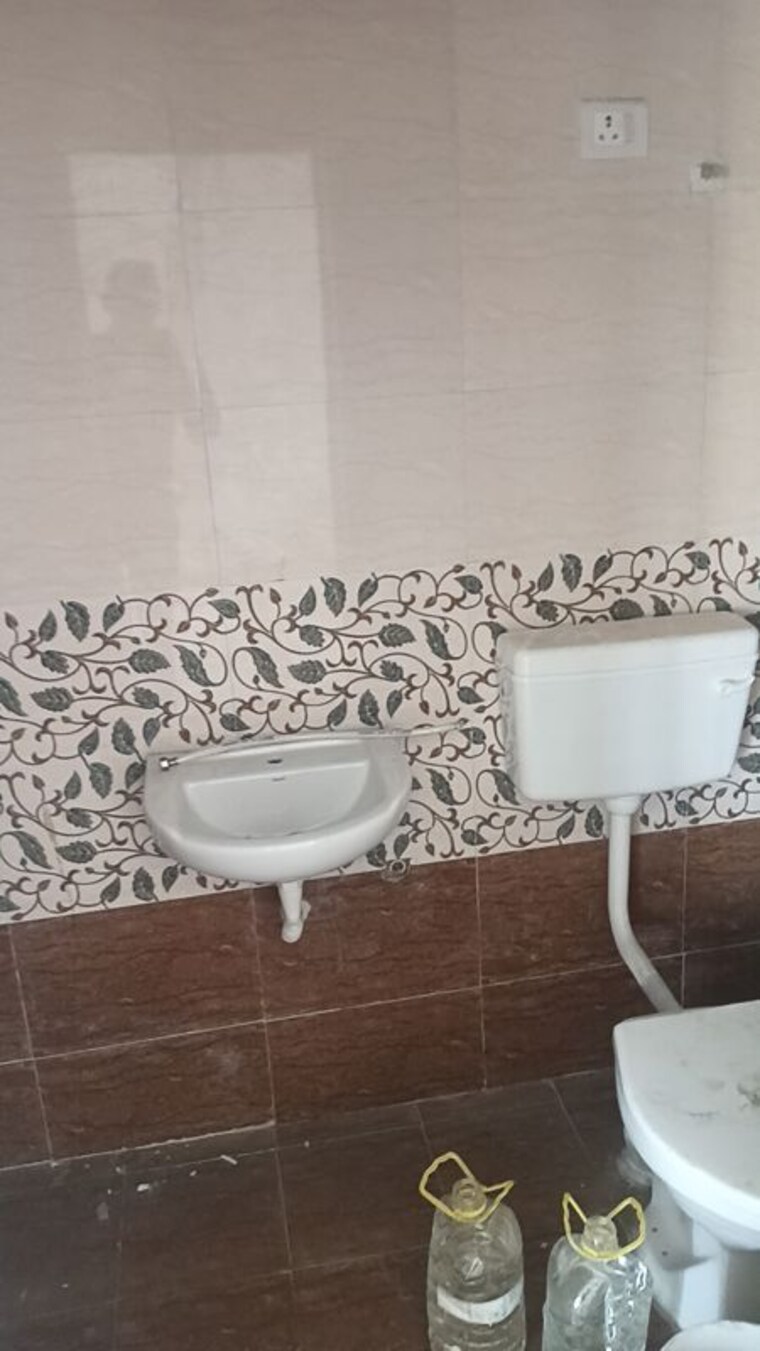 Bathroom, signature-360 4 Bedroom 2475 Sq.Ft. Penthouse In Bagli Village Bhopal 10565888