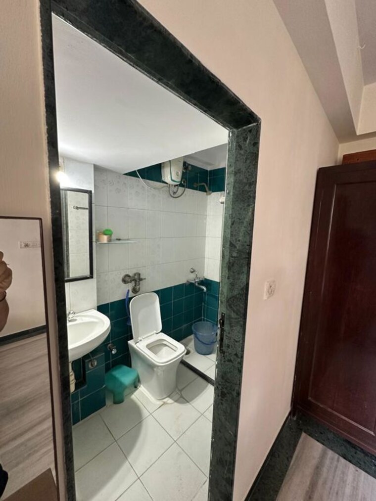 Bathroom, anant-metropolis-insignia-towers 2 Bedroom 600 Sq.Ft. Apartment In Kasarvadavali Thane 10565918