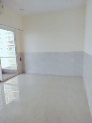 Room in 2 BHK Apartment at Omkar Alta Monte, Malad East – for Rent