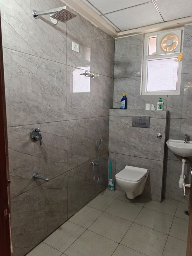 Bathroom, one-realty-nakshatra 3 Bedroom 1700 Sq.Ft. Apartment In Mahapura Jaipur 10565971