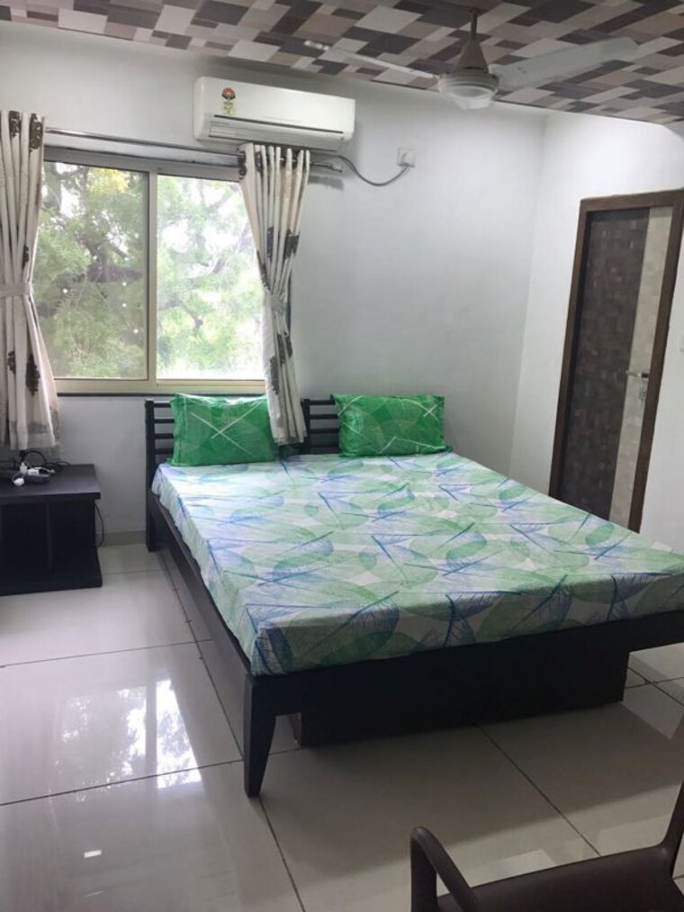 Bedroom, ashram road 4 Bedroom 2730 Sq.Ft. Apartment In Ashram Road Ahmedabad 10566000
