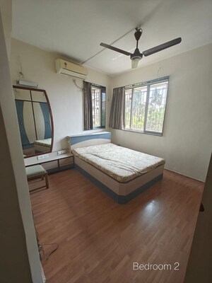 2 BHK Apartment For Rent in Bandra West