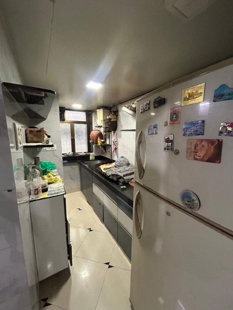 Kitchen, khar west 1 Bedroom 500 Sq.Ft. Apartment In Khar West Mumbai 10566049
