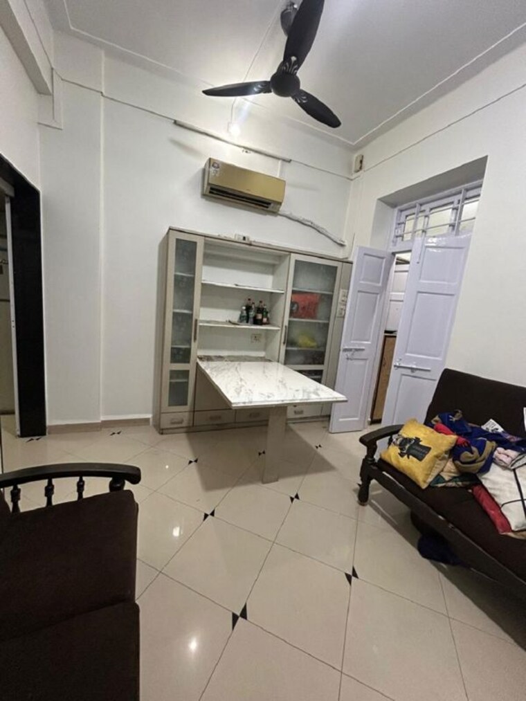 Living Room, khar west 1 Bedroom 500 Sq.Ft. Apartment In Khar West Mumbai 10566049