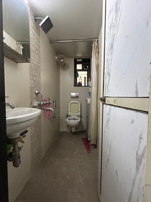 Bathroom in 1 BHK Apartment at Khar West – for Rent