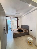 1 BHK 450 Sq.Ft. Builder Floor in Chattarpur