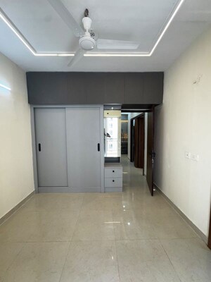 Room in 2 BHK Apartment at Pyramid Heights, Sector 85 – for Rent