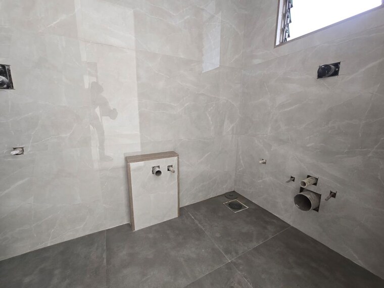 Bathroom, charkop-abhilasha-chsl 1 Bedroom 424 Sq.Ft. Apartment In Kandivali West Mumbai 10566091