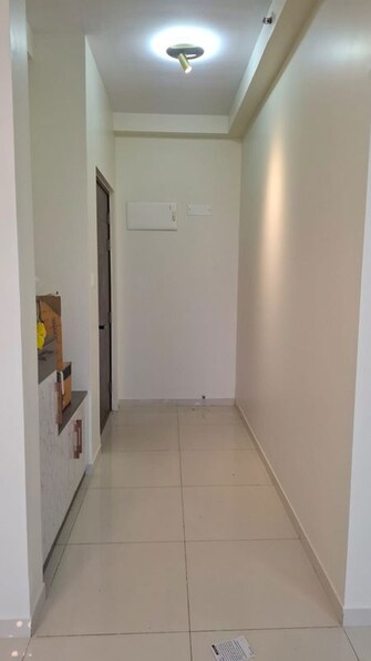 2 BHK 998 Sq.Ft. Apartment in Godrej Royale Woods