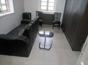 Laundry Area in 1.5 BHK Apartment at Bandra West – for Rent