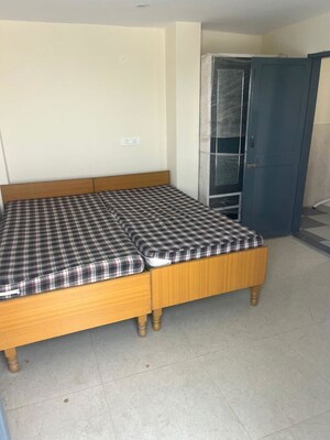1 RK Independent House For Rent in Sector 22