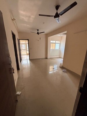 Room in 2 BHK Apartment at Supertech Eco Village II, Sector 16b Greater Noida – for Rent