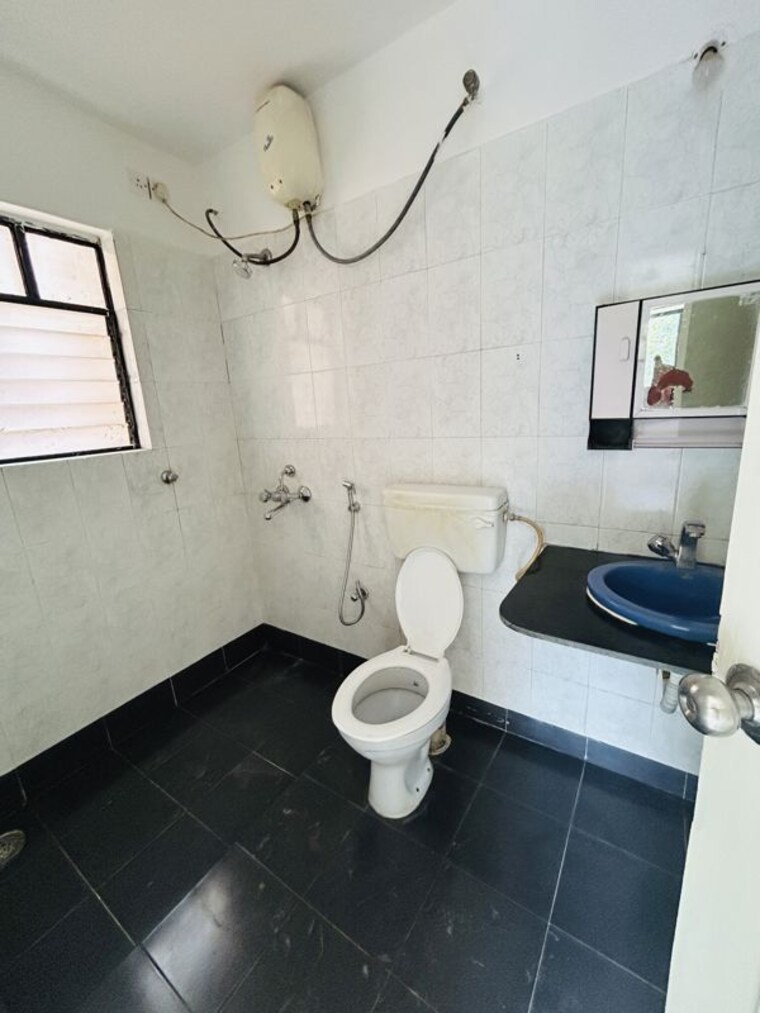 Bathroom, goel-ganga-nebula 2 Bedroom 1200 Sq.Ft. Apartment In Viman Nagar Pune 10566145