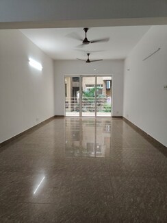3.5 BHK + Servant Room,Store Room Apartment For Sale in Paras Tierea Premium Floor