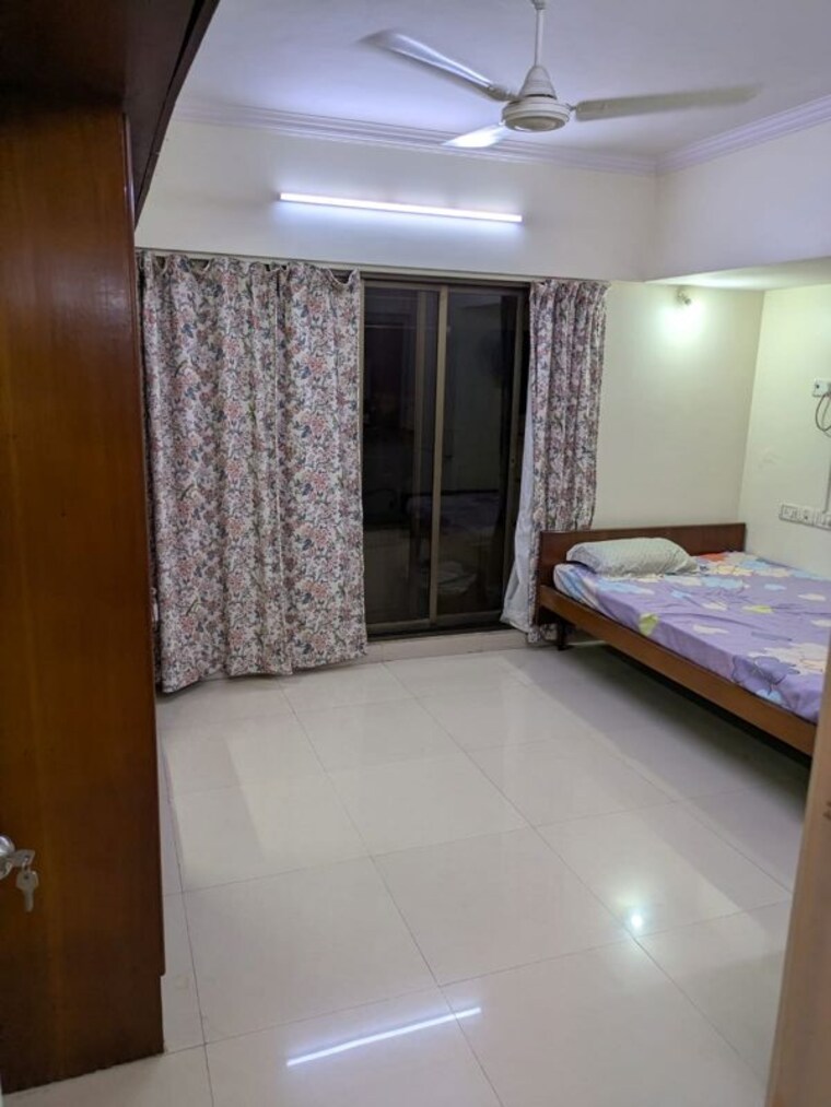 Bedroom, khar west 3 Bedroom 1100 Sq.Ft. Apartment In Khar West Mumbai 10566175