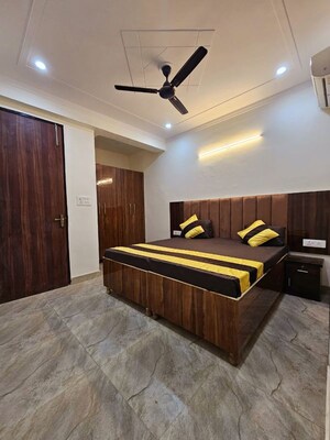 Bedroom in 1 RK Independent House at Sector 21 – for Rent