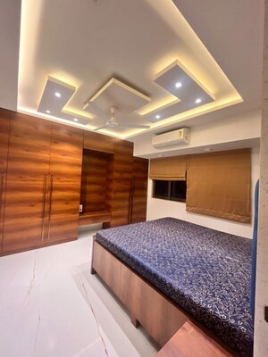 1 BHK Apartment For Rent in Yari Road