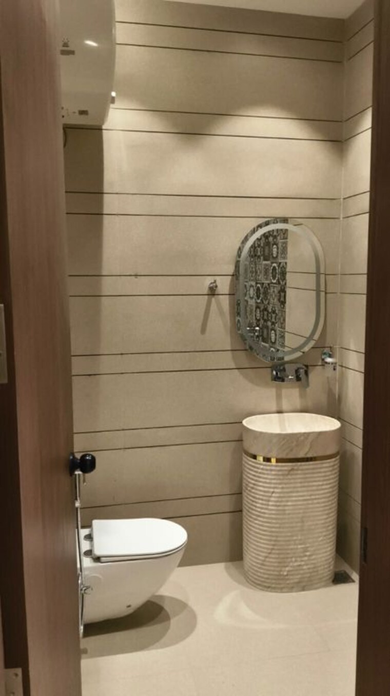 Bathroom, sector 21 1 Bedroom 1120 Sq.Ft. Independent House In Sector 21 Gurgaon 10566217