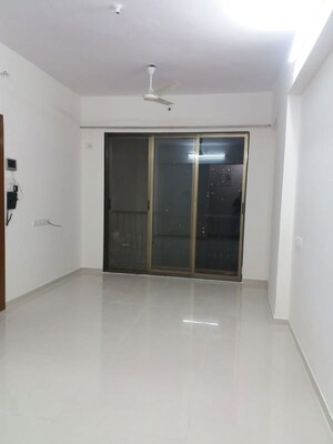 Bedroom in 3 BHK Apartment at Mayfair Akshay, Lokhandwala – for Rent