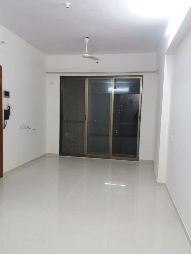 Bedroom, mayfair-akshay 3 Bedroom 900 Sq.Ft. Apartment In Lokhandwala Mumbai 10566213