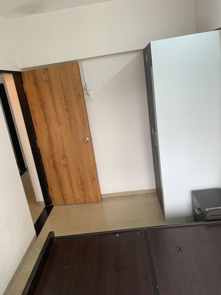undefined, right-channel-trishul-heights 3 Bedroom 1000 Sq.Ft. Apartment In Kandivali West Mumbai 10566203