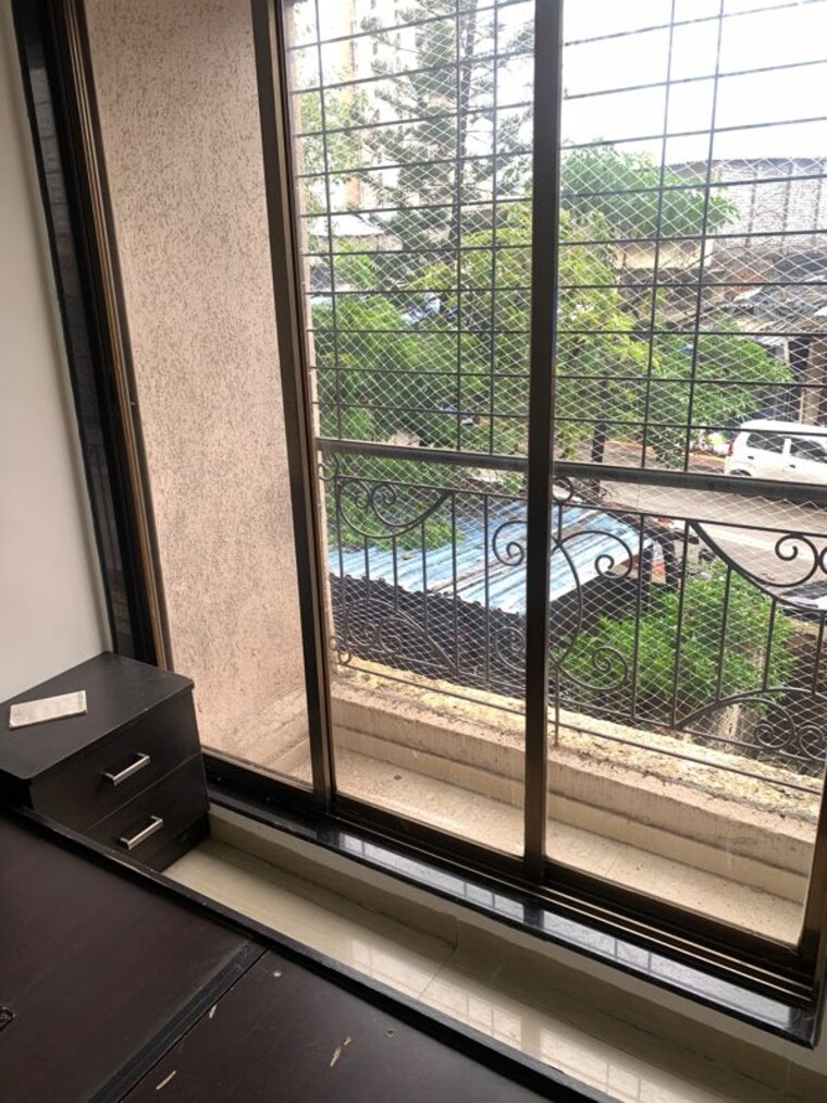 Balcony, right-channel-trishul-heights 3 Bedroom 1000 Sq.Ft. Apartment In Kandivali West Mumbai 10566203