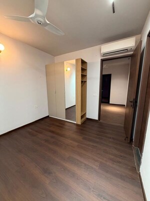 Room in 3 BHK Builder Floor at Sare Home, Sector 92 – for Sale