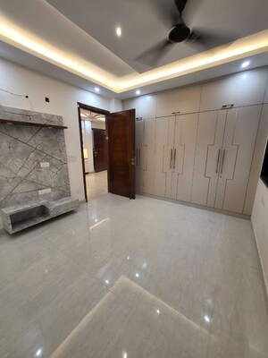 Kitchen in 3 BHK Builder Floor at Sector 15 – for Rent