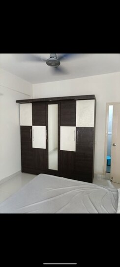 2 BHK Apartment For Rent in PSR Krish Kamal